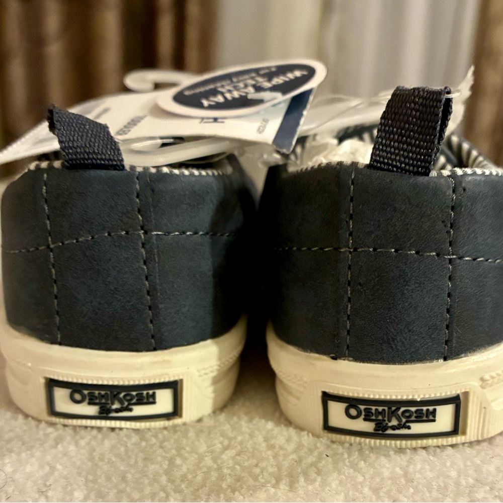 NWT OshKosh B'gosh Toddler 7T Dark Blue Dress Casual Shoes Easy Clean Preppy - Picture 3 of 5